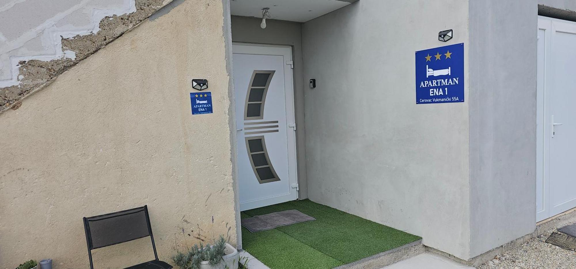 Ena1 & Ena2 -Big Free Parking Apartamento Karlovac Exterior foto