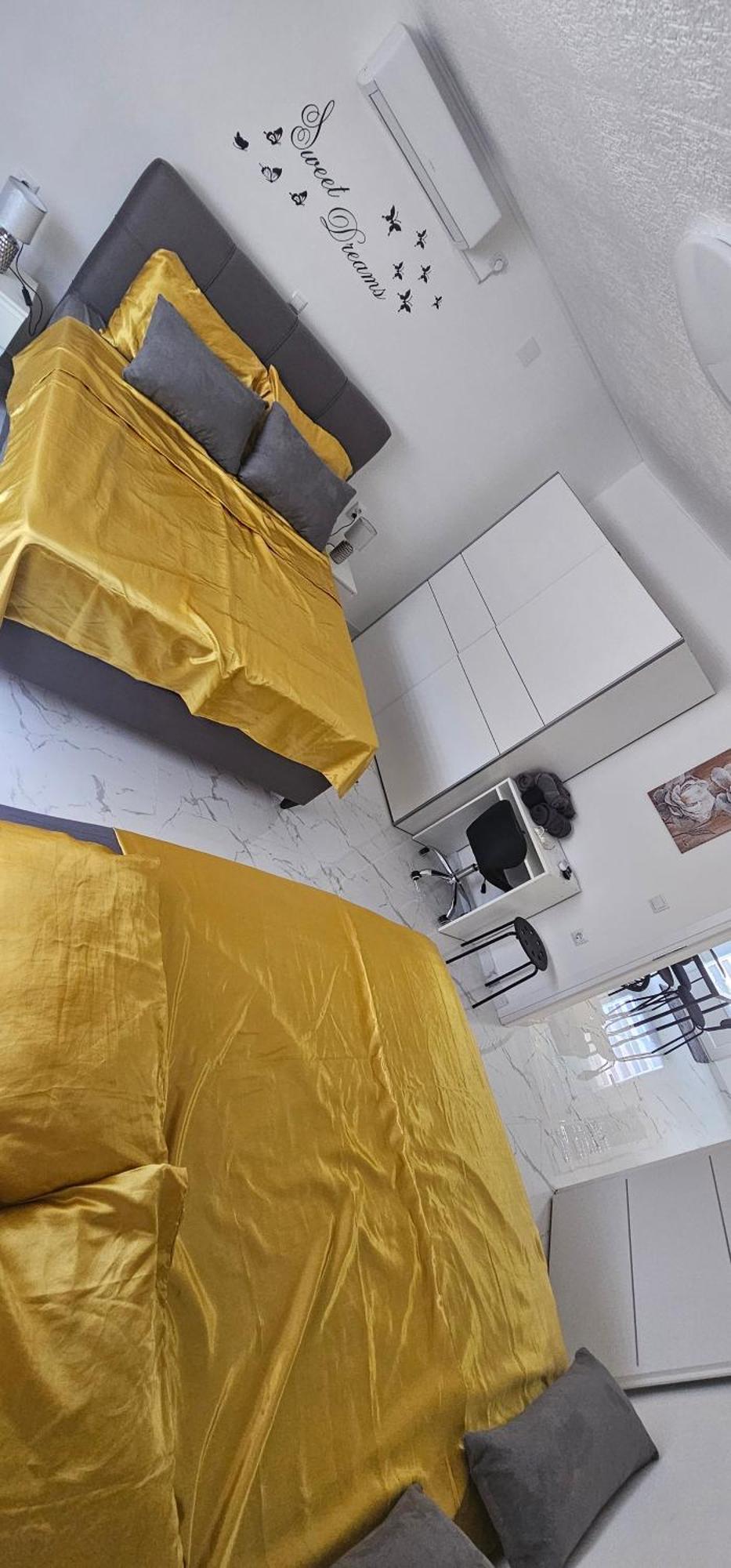 Ena1 & Ena2 -Big Free Parking Apartamento Karlovac Exterior foto