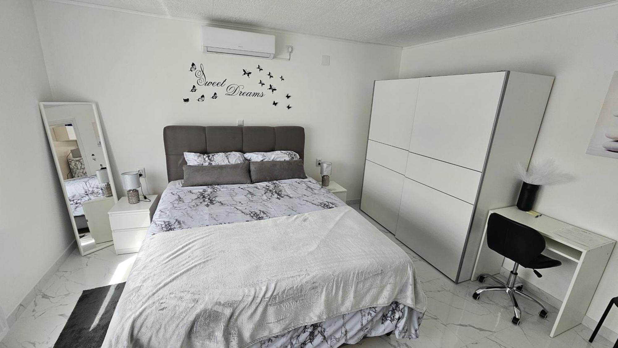 Ena1 & Ena2 -Big Free Parking Apartamento Karlovac Exterior foto