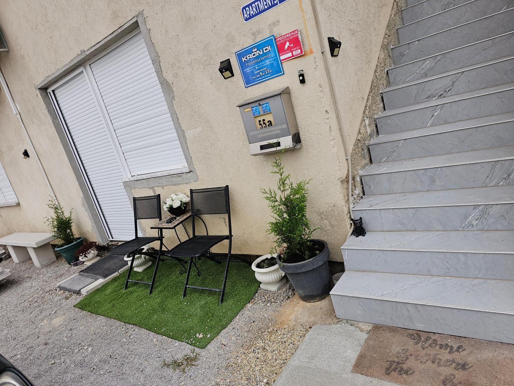 Ena1 & Ena2 -Big Free Parking Apartamento Karlovac Exterior foto